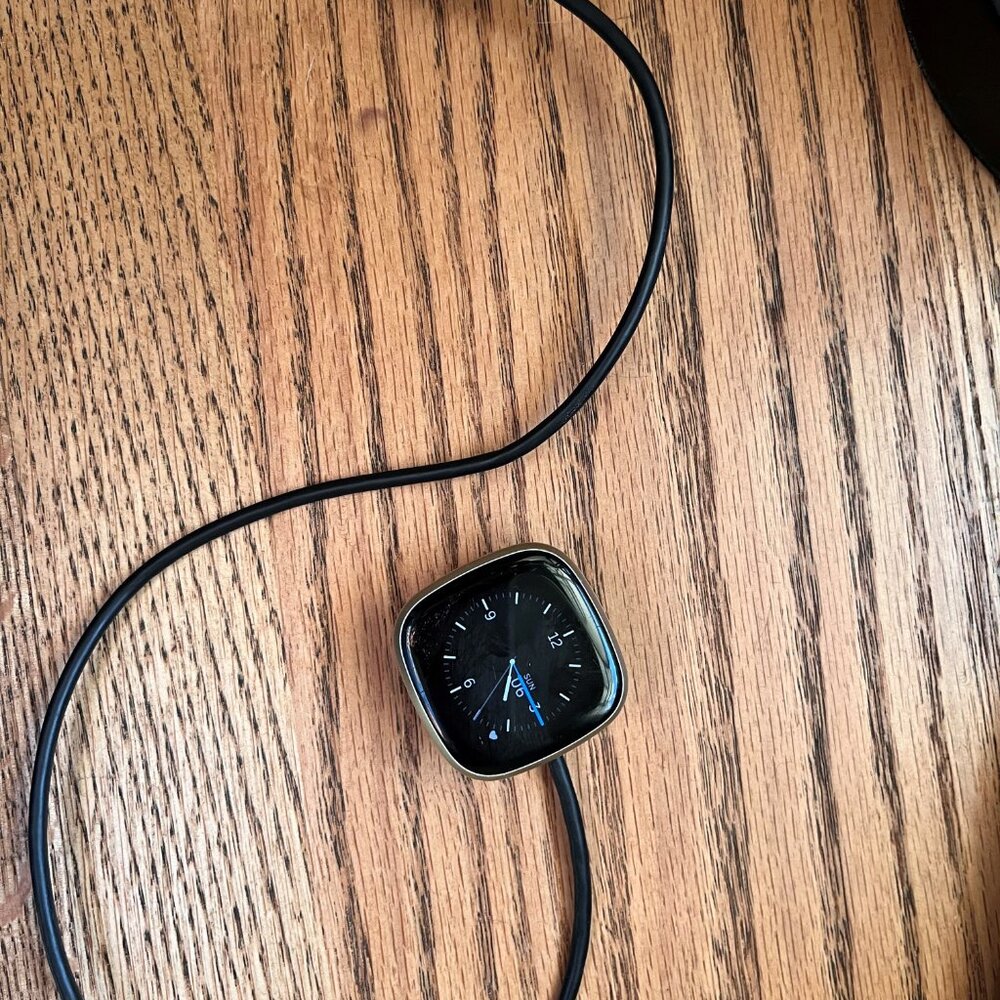 Fitbit Versa 2 and 8 watch bands.
